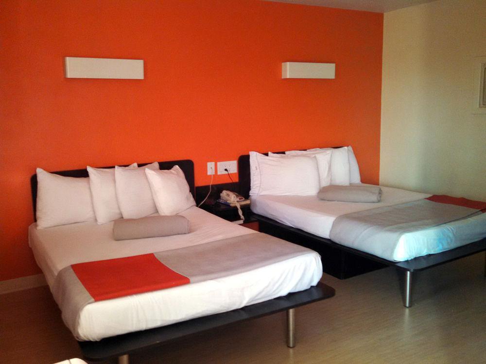 Cocoa Country Inn Херши Экстерьер фото