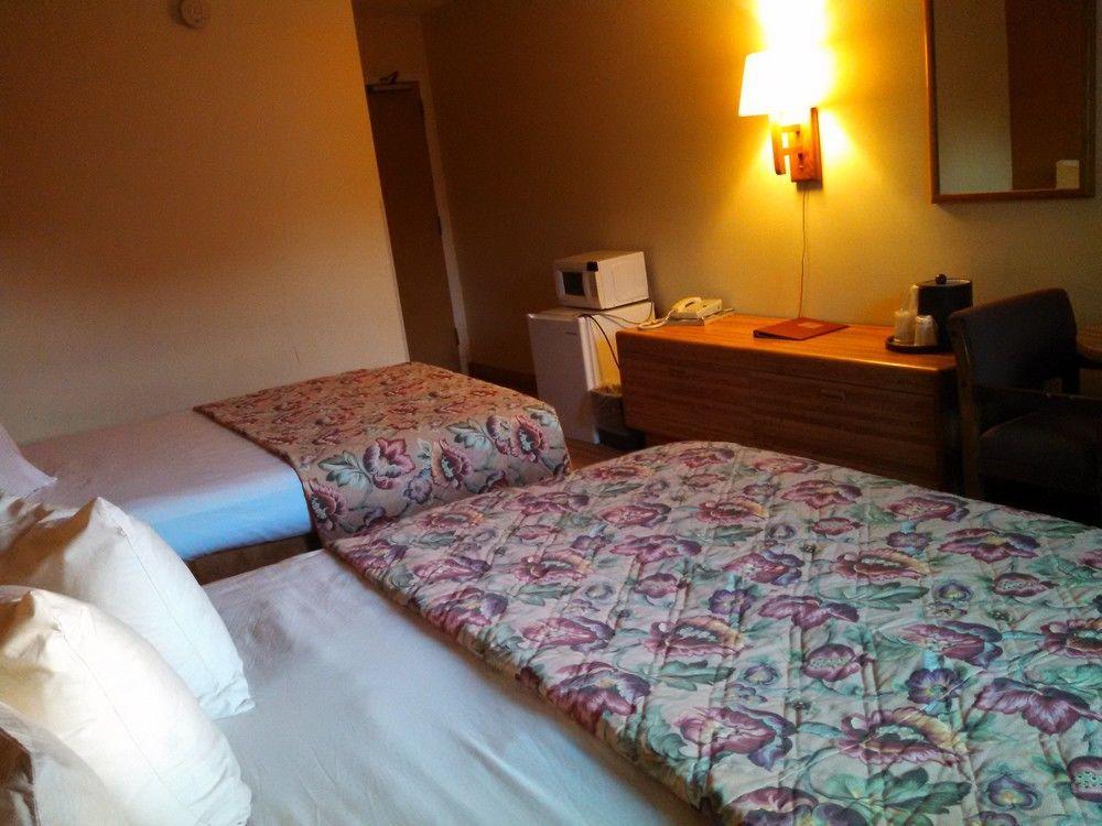 Cocoa Country Inn Херши Экстерьер фото